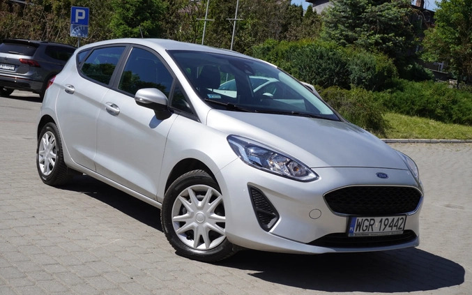Ford Fiesta cena 38500 przebieg: 102000, rok produkcji 2019 z Katowice małe 301
